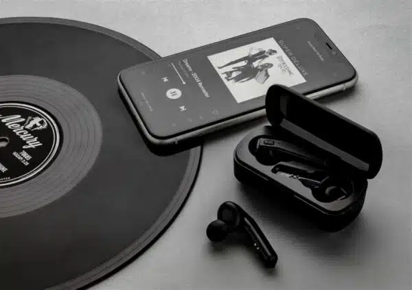 Ear Pods - Image 3